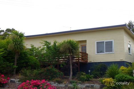 Property photo of 6 Old Cam Road Somerset TAS 7322