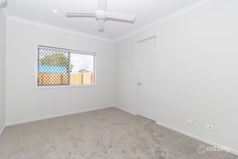 Property photo of 32 Cardamon Avenue Nikenbah QLD 4655