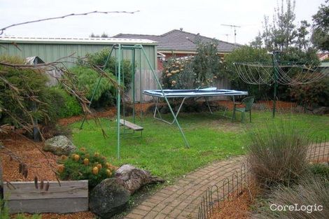 Property photo of 30 Jerilderie Drive Berwick VIC 3806