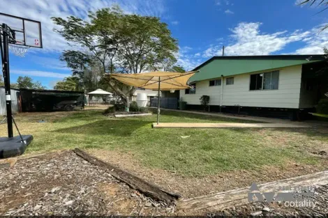 71 Arthur St, Blackwater, QLD 4717