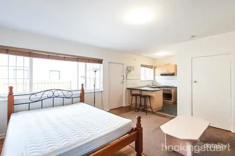 Property photo of 2/5 Burnett Street St Kilda VIC 3182