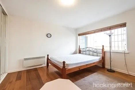 Property photo of 2/5 Burnett Street St Kilda VIC 3182