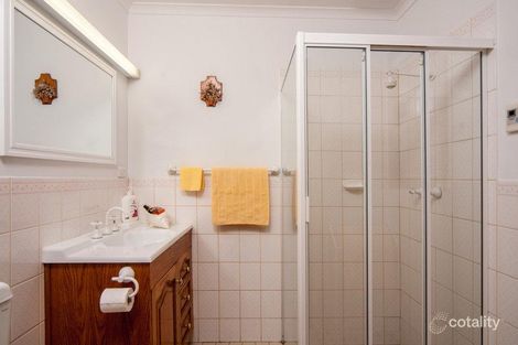 Property photo of 13 Robin Court Flagstaff Hill SA 5159