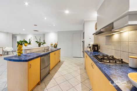 Property photo of 4 Strickland Crescent Burnside VIC 3023