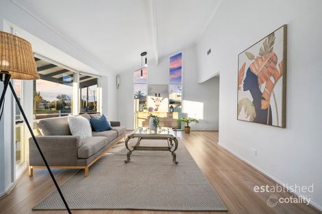 Property photo of 81 Banksia Crescent Hoppers Crossing VIC 3029