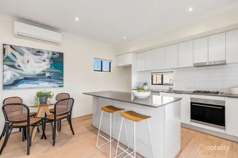 Property photo of 2/92 Latrobe Street Mentone VIC 3194