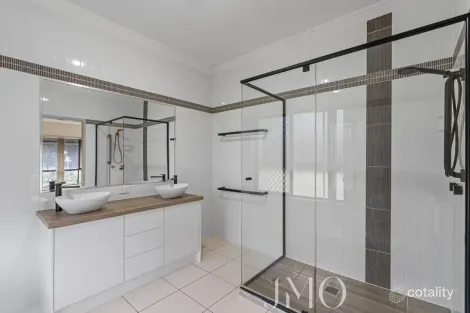 Property photo of 31 Maidenwell Road Ormeau QLD 4208