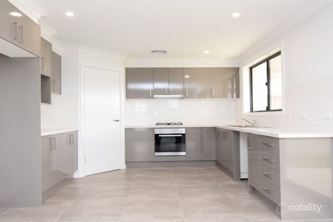 Property photo of 10 Maxwell Drive Eglinton NSW 2795