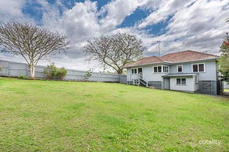 Property photo of 4 Hall Avenue Norman Park QLD 4170