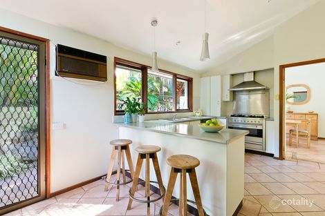 Property photo of 11 Ara Crescent Narraweena NSW 2099