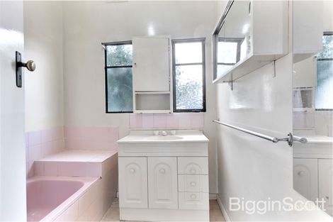 Property photo of 130 Suffolk Street Maidstone VIC 3012