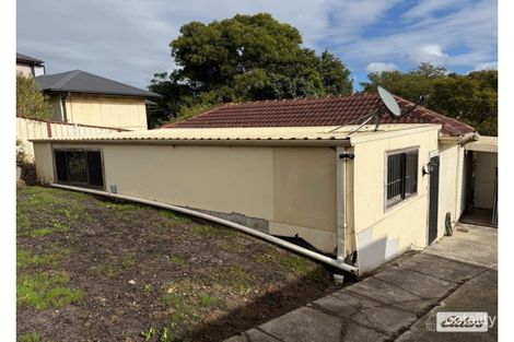Property photo of 138 Lake Avenue Cringila NSW 2502