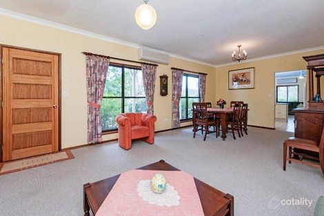 Property photo of 71 Skyline Drive Kholo QLD 4306