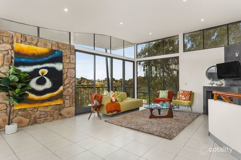 Property photo of 10 Moorna Drive Airport West VIC 3042