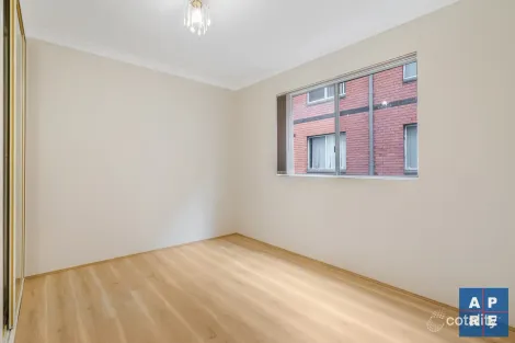 Property photo of 8/62 Hamilton Road Fairfield NSW 2165