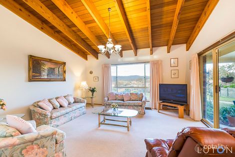 Property photo of 22 Heatherbelle Place Karabar NSW 2620