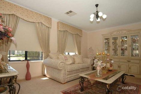 Property photo of 3 Stockman Place Walkley Heights SA 5098