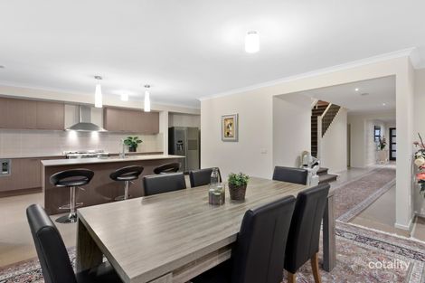 Property photo of 11 Nile Crescent Cranbourne VIC 3977