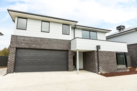 5 Grech Cl, Sebastopol, VIC 3356