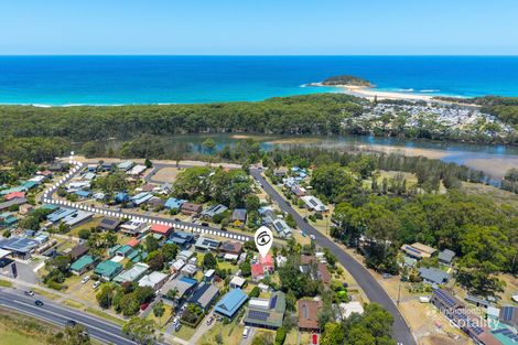 Property photo of 35 Torquay Drive Lake Tabourie NSW 2539