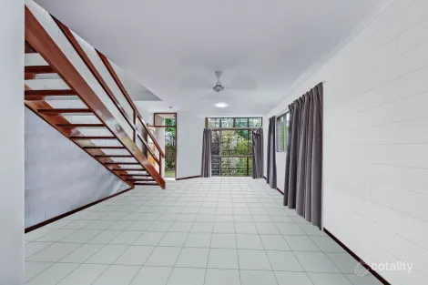 3/11 Pleasant Dr, Cannonvale, QLD 4802