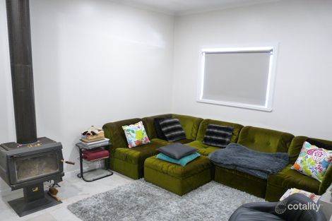 Property photo of 2 Oak Avenue Casterton VIC 3311