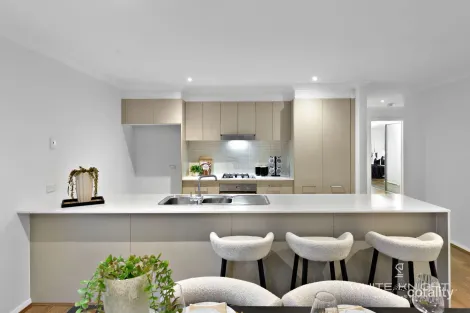 Property photo of 165 Tenterfield Drive Burnside Heights VIC 3023