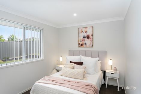 Property photo of 28 Rein Drive Wadalba NSW 2259