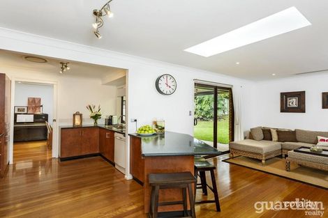 Property photo of 10 Janamba Avenue Kellyville NSW 2155