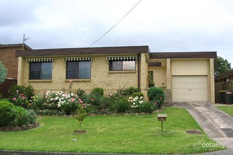 3 Saville Rd, Dapto, NSW 2530