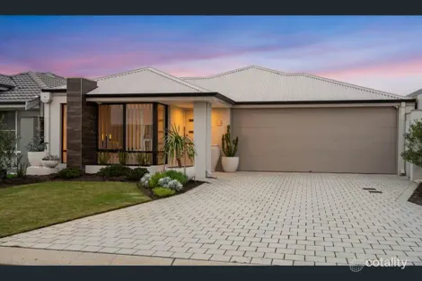 Property photo of 15 Lancaster Loop Piara Waters WA 6112