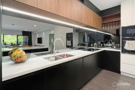 40 Palm Forest Cct, Forest Glen, QLD 4556