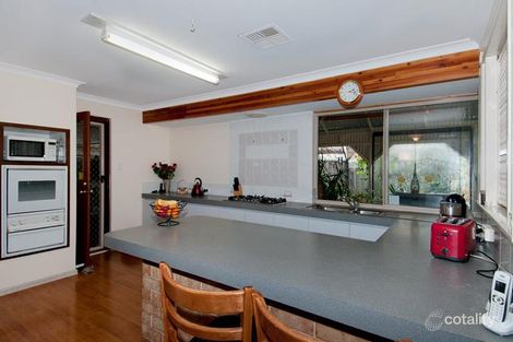Property photo of 5 Lambourne Place Halls Head WA 6210