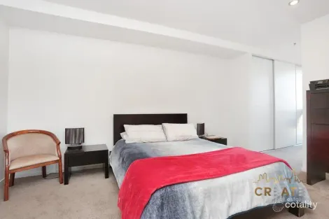 Property photo of 242/73 Lake Street Caroline Springs VIC 3023