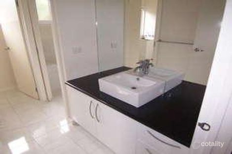 Property photo of 2/9 High Street Werribee VIC 3030