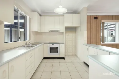 Property photo of 18 Lang Avenue Pagewood NSW 2035