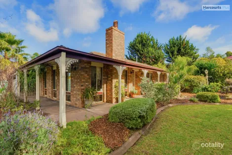7 Latimer Cres, Trott Park, SA 5158