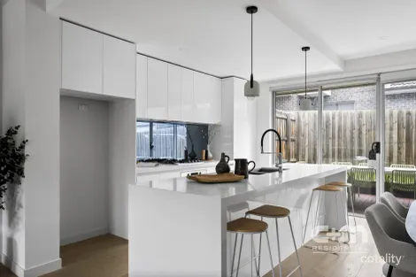 Property photo of 2B Cartwright Street Oak Park VIC 3046
