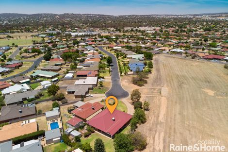 Property photo of 10 Gidgee Place Glenfield Park NSW 2650