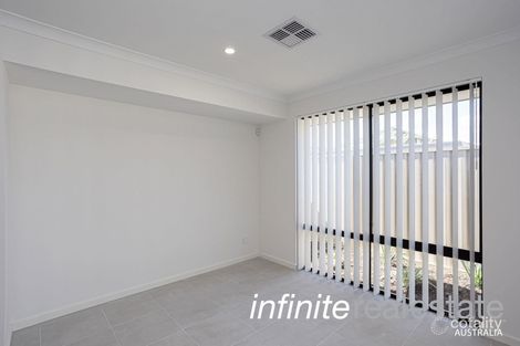 Property photo of 27 Hubbard Road Haynes WA 6112