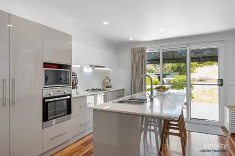 Property photo of 25 Fifth Street Eildon VIC 3713