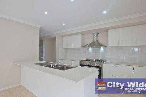 2/5 Stradbroke St, Oakleigh South, VIC 3167