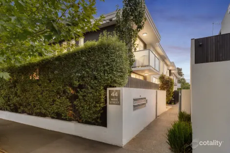 2/44 Wave St, Elwood, VIC 3184