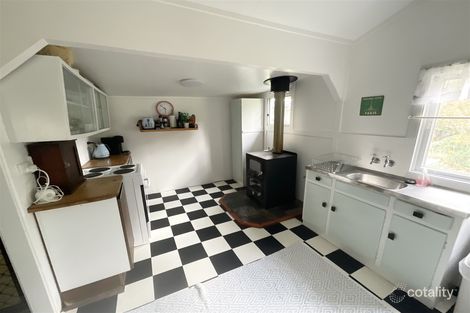 Property photo of 18 Hathaway Street Benarkin QLD 4314