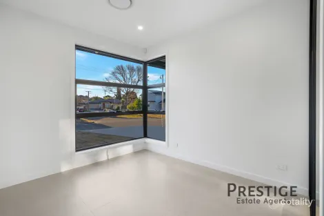 Property photo of 24 Dampier Crescent Fairfield West NSW 2165