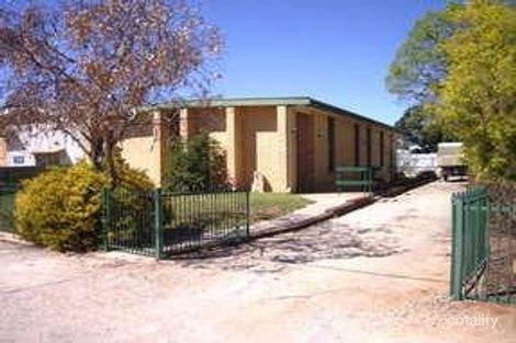 3 Anzac Cres, Loxton, SA 5333