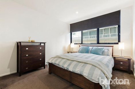 Property photo of 302/83 Queens Road Melbourne VIC 3004