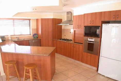 Property photo of 107 Arun Drive Arundel QLD 4214