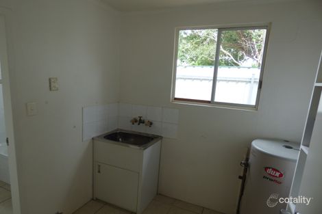 Property photo of 2/22 Seventeenth Avenue Parkside QLD 4825