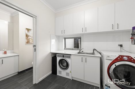 Property photo of 1/105 Denton Avenue St Albans VIC 3021